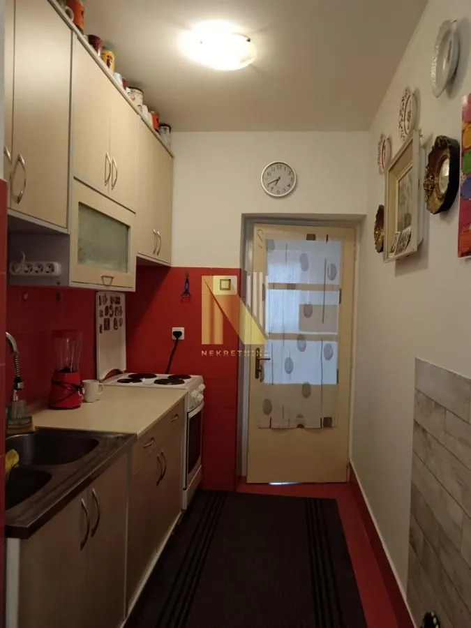 Prodaja, dvosoban stan, 48m², Podbara, Novi Sad Sve Podlokacije