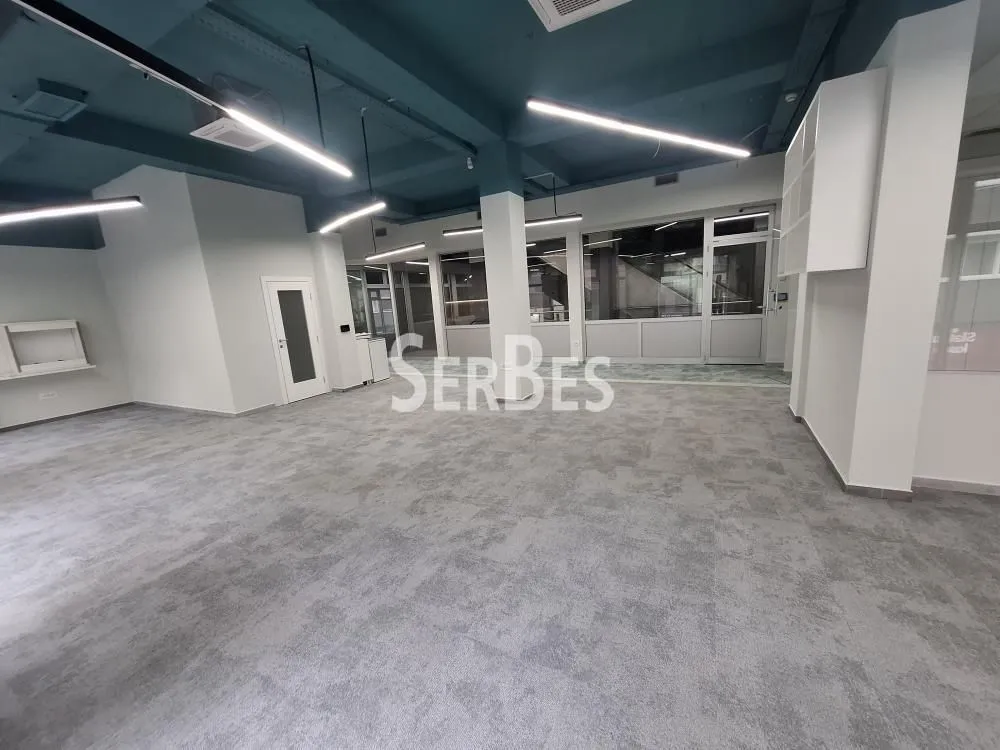 Rent, office space, 131m², Bulevar Oslobodjenja, Novi Sad Sve Podlokacije