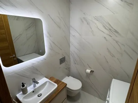 Prodaja, dvosoban stan, 72m², New City, Podgorica - image 8