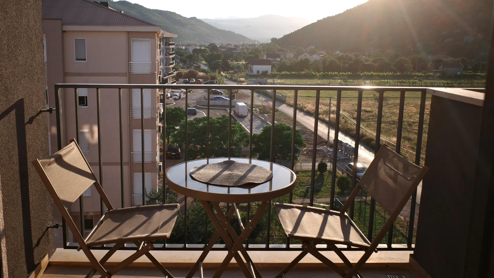 Izdavanje, jednosoban stan, 42m², Tološi, Podgorica
