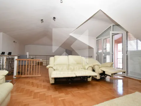Rent, house, 300m², Donja Gorica, Podgorica - image 21