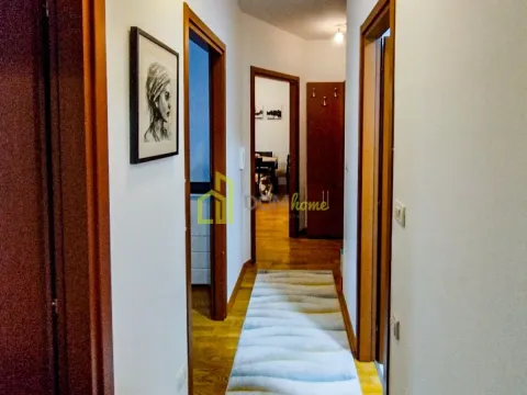 Izdavanje, dvosoban stan, 72m², City Kvart, Podgorica - image 6