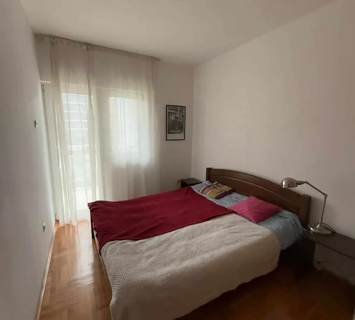 Izdavanje, dvosoban stan, 76m², Stari Aerodrom, Podgorica