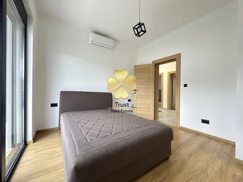 Rent, house, 190m², Tološi, Podgorica - image 20