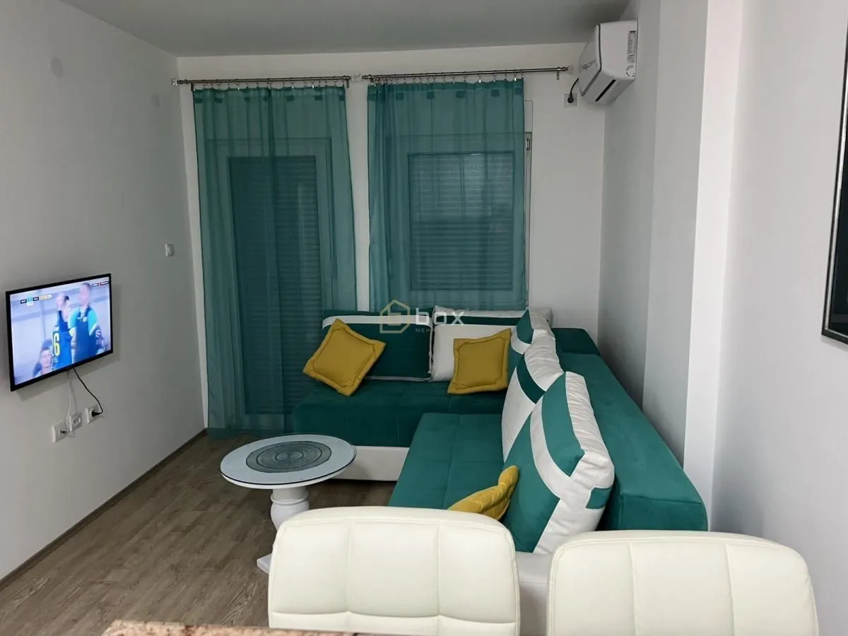 Rent, one bedroom apartment, 40m², Pantelej, Niš