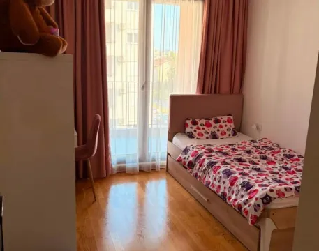 Rent, three bedroom apartment, 90m², Seljanovo, Tivat - image 3