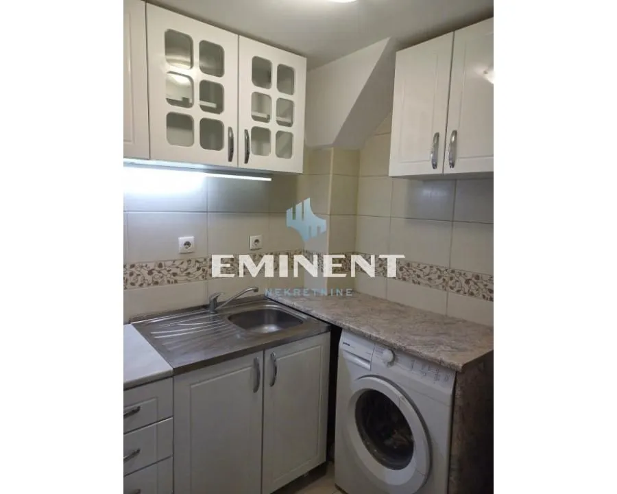 Rent, two bedroom apartment, 41m², Čubura, Beograd