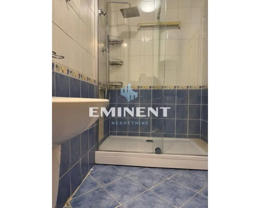 Rent, three bedroom apartment, 90m², Crveni Krst, Beograd