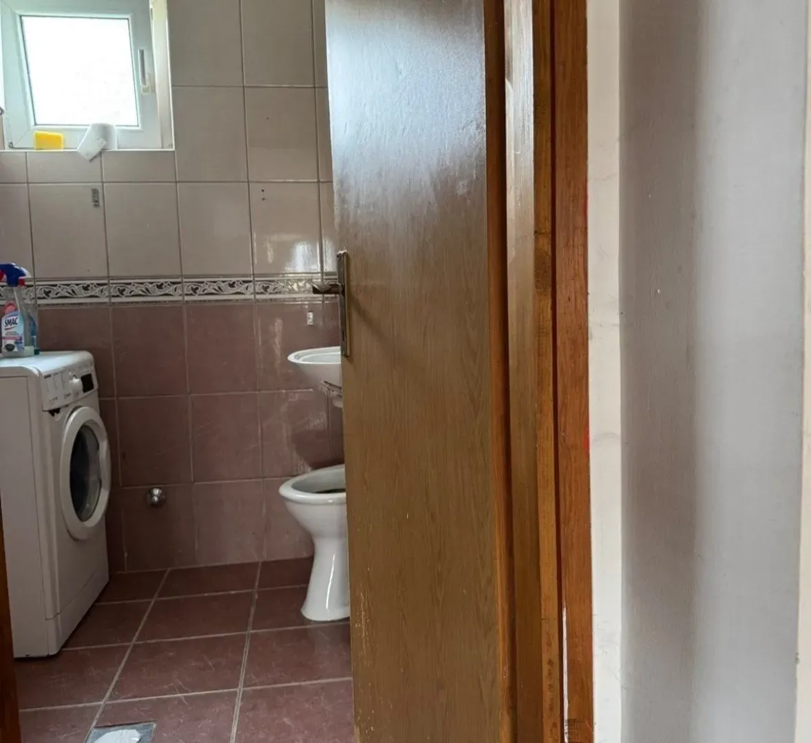 Izdavanje, kuća, 60m², Donja Gorica, Podgorica