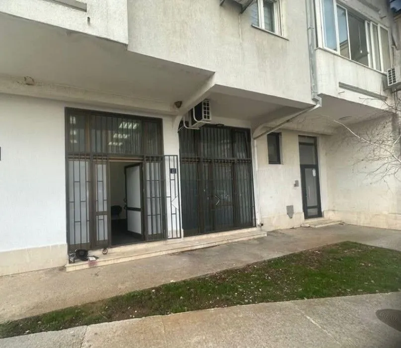 Rent, office space, 42m², Pobrežje, Podgorica