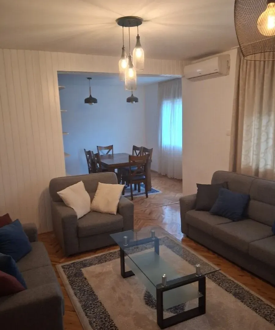 Rent, house, 108m², Stari Aerodrom, Podgorica