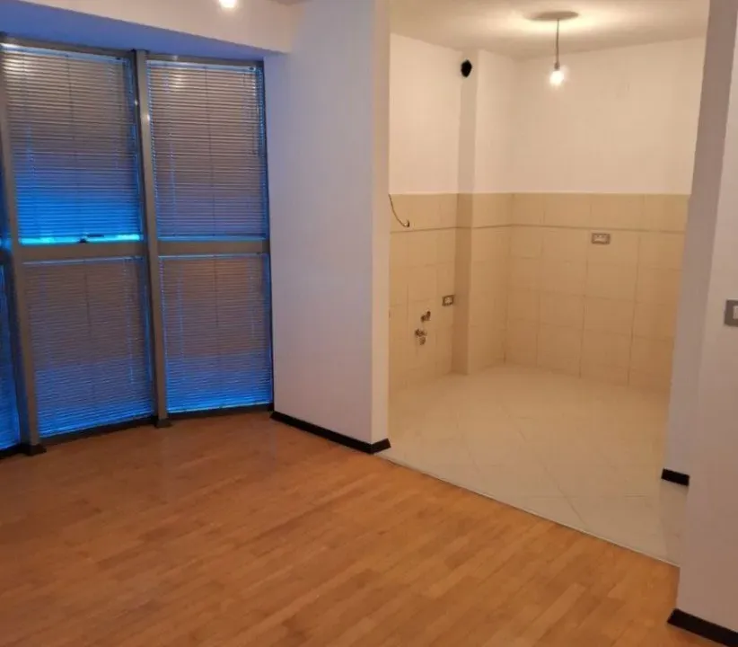 Prodaja, trosoban stan, 89m², Lazi, Budva