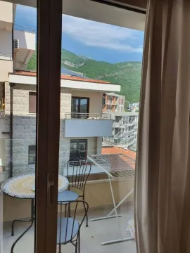 Rent, one bedroom apartment, 45m², Bečići, Budva - image 9