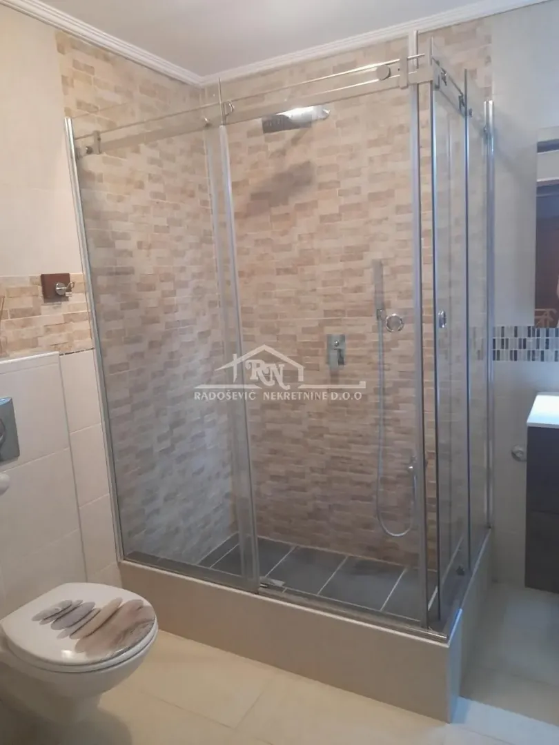 Sale, apartment, 150m², Čukarica, Beograd