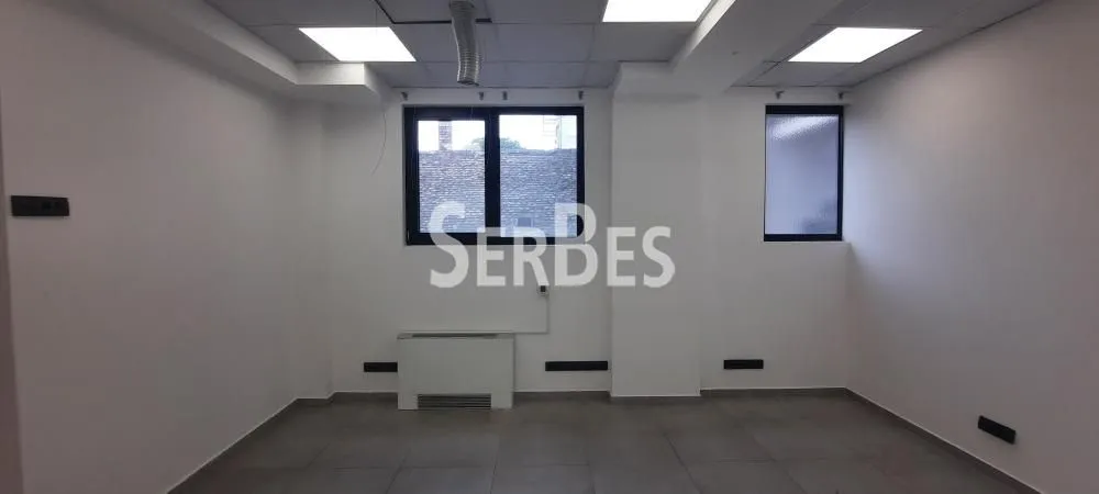 Rent, office space, 250m², Bulevar Oslobodjenja, Novi Sad Sve Podlokacije