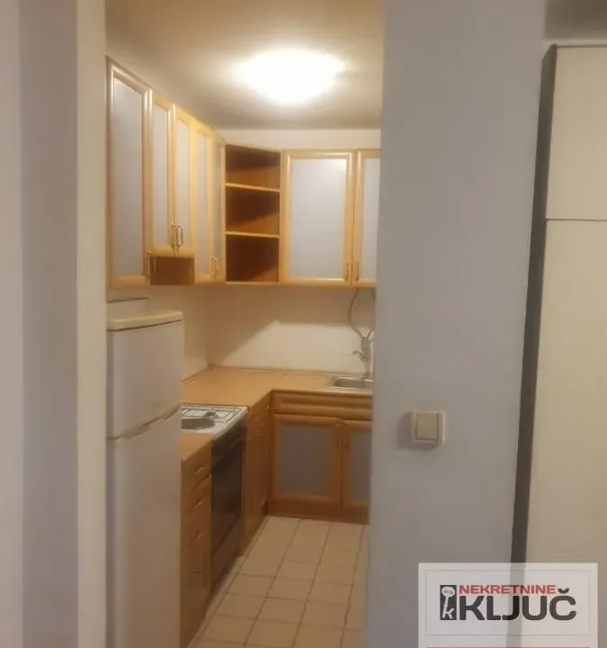 Rent, one bedroom apartment, 28m², Bulevar Oslobodjenja, Novi Sad Sve Podlokacije