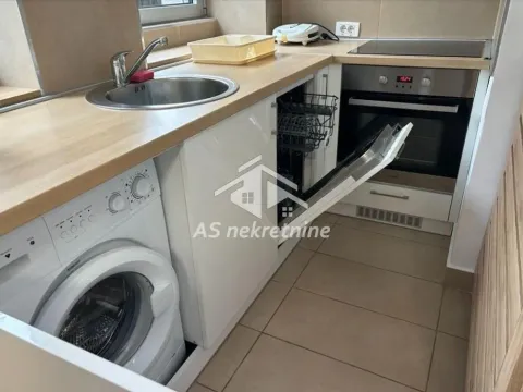Rent, two bedroom apartment, 40m², Stari Grad, Beograd - image 10