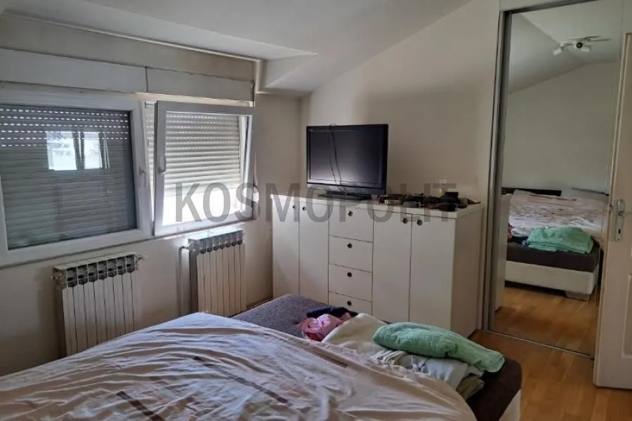 Prodaja, kuća, 130m², Mali Mokri Lug, Zvezdara Sve Podlokacije