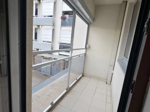 Rent, one bedroom apartment, 43m², Tološka šuma, Podgorica - image 6