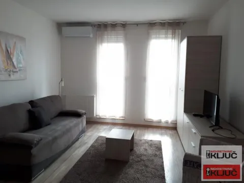 Izdavanje, garsonjera, 26m², Podbara, Novi Sad Sve Podlokacije - image 9