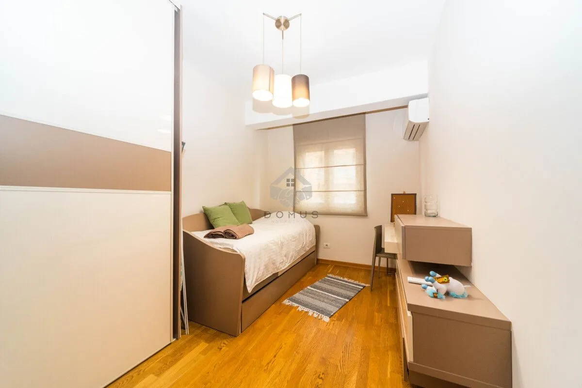 Rent, two bedroom apartment, 70m², City Kvart, Podgorica