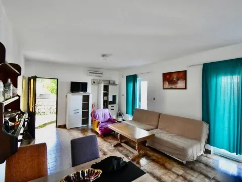 Prodaja, kuća, 210m², Krašići, Tivat - image 2