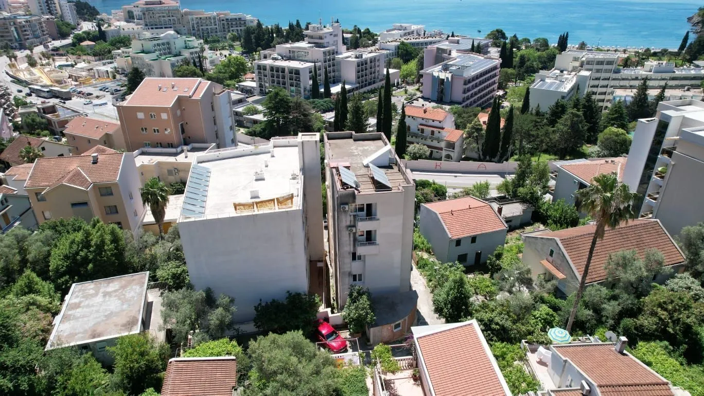 Sale, house, 1000m², Bečići, Budva