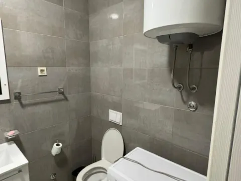 Izdavanje, dvosoban stan, 70m², Zabjelo, Podgorica - image 8