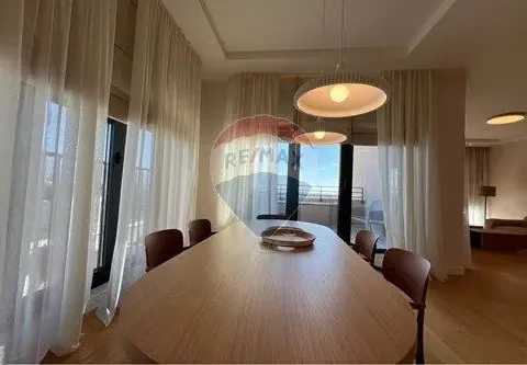 Izdavanje, trosoban stan, 140m², Kruševac, Podgorica - image 41