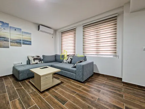 Izdavanje, jednosoban stan, 44m2, Momišići, Podgorica Izdavanje, jednosoban stan, 44m2, Momišići, Podgorica