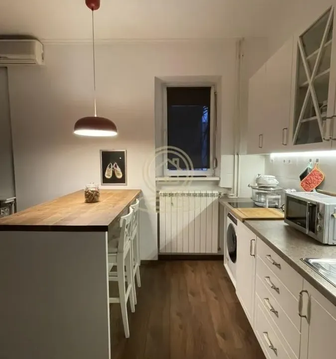 Rent, two bedroom apartment, 40m², Vračar Sve Podlokacije, Beograd
