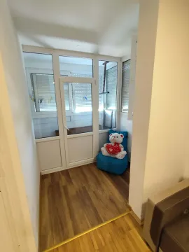 Rent, two bedroom apartment, 60m², Blok 5, Podgorica - image 6