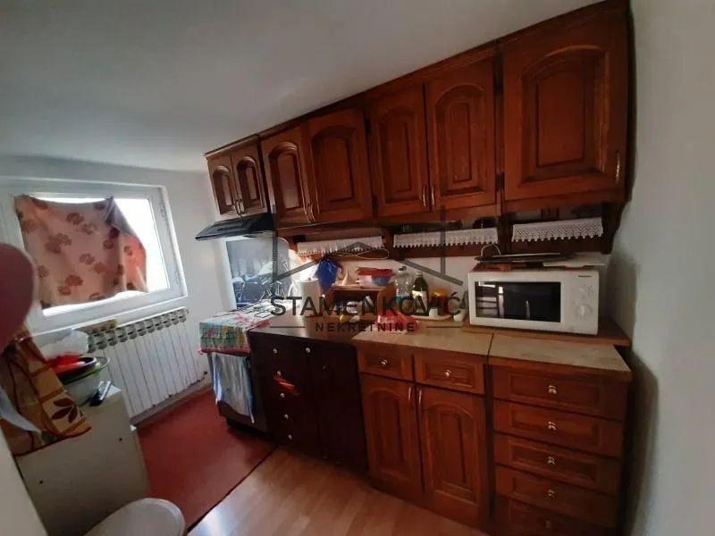 Prodaja, kuća, 220m², Sremska Kamenica, Petrovaradin