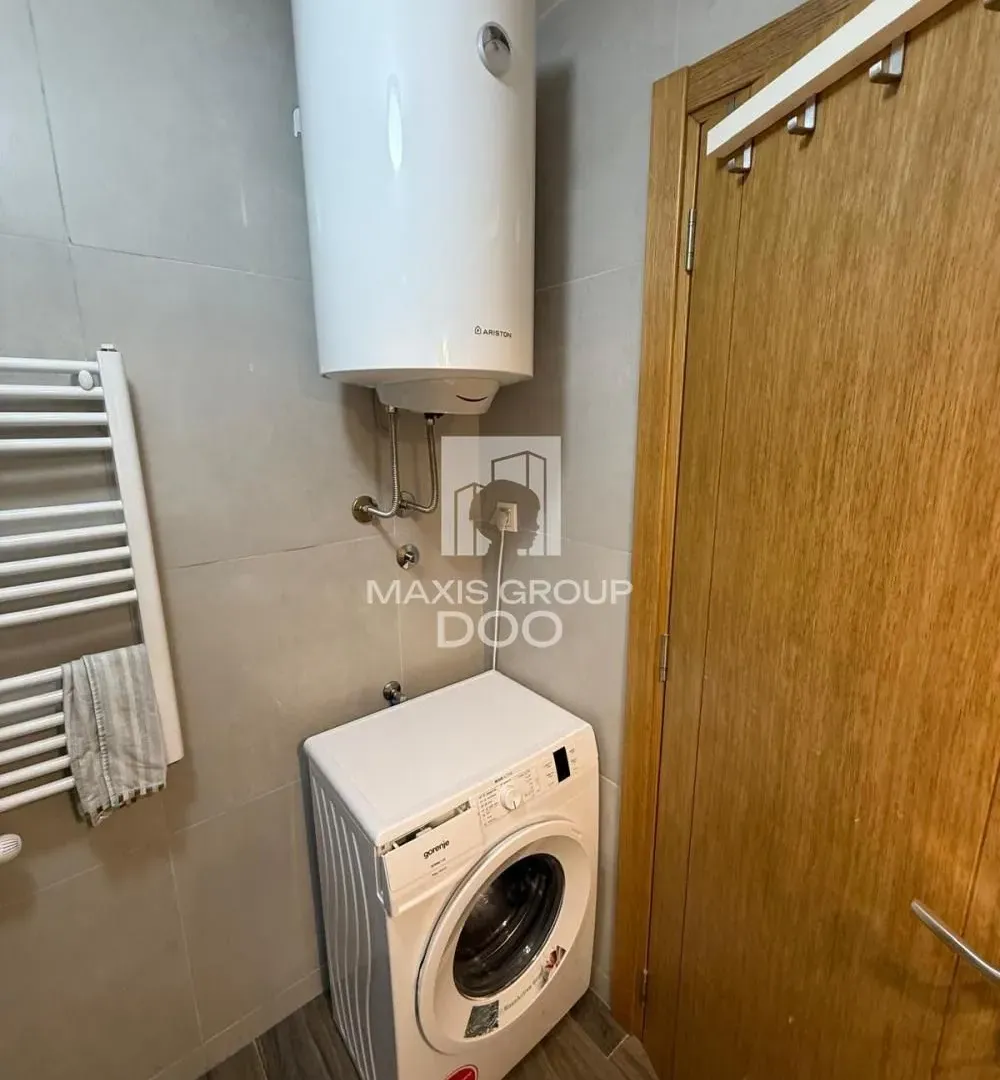 Izdavanje, dvosoban stan, 51m², Đeram Pijaca, Beograd