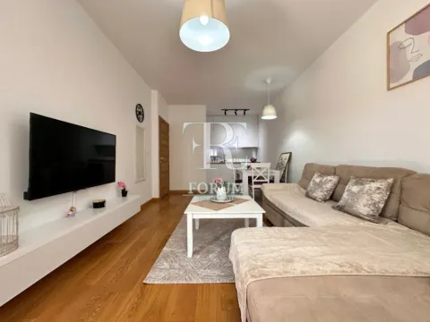 Izdavanje, jednosoban stan, 47m², New City, Podgorica - image 4