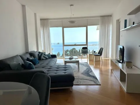 Rent, one bedroom apartment, 67m², Tre Canne, Budva - image 2