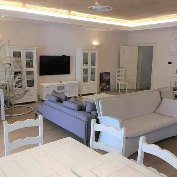 Sale, house, 294m², Stoliv, Kotor