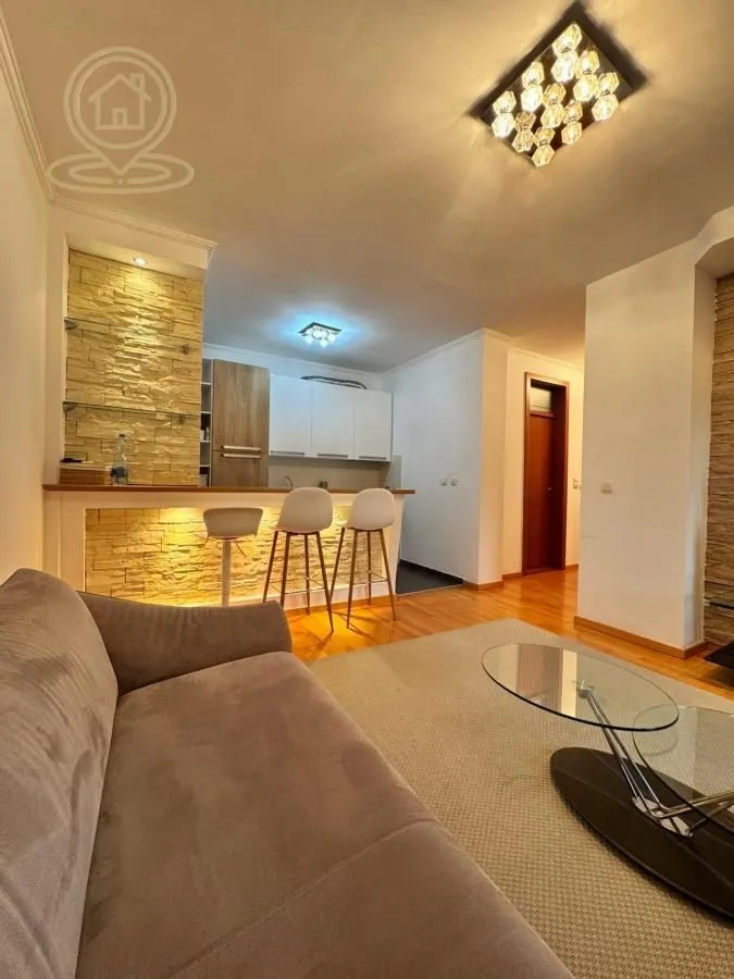 Prodaja, dvosoban stan, 53m², Centar, Novi Sad