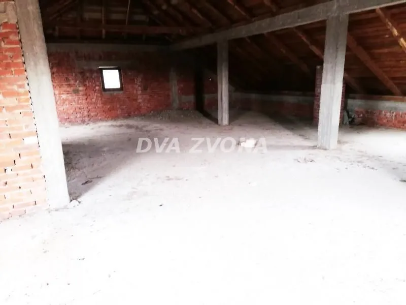 Sale, house, 450m², Baćevac, Barajevo