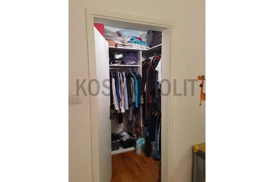 Prodaja, četvorosoban stan, 93m², Zvezdara Sve Podlokacije, Beograd