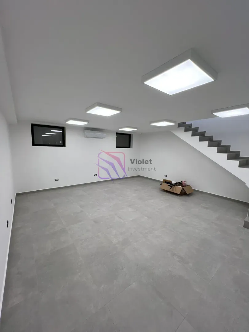 Rent, office space, 95m², City Kvart, Podgorica