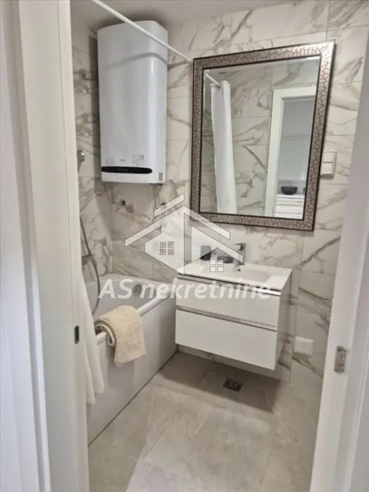 Rent, four bedroom apartment, 100m², Novi Beograd Blok 65, Novi Beograd Sve Podlokacije