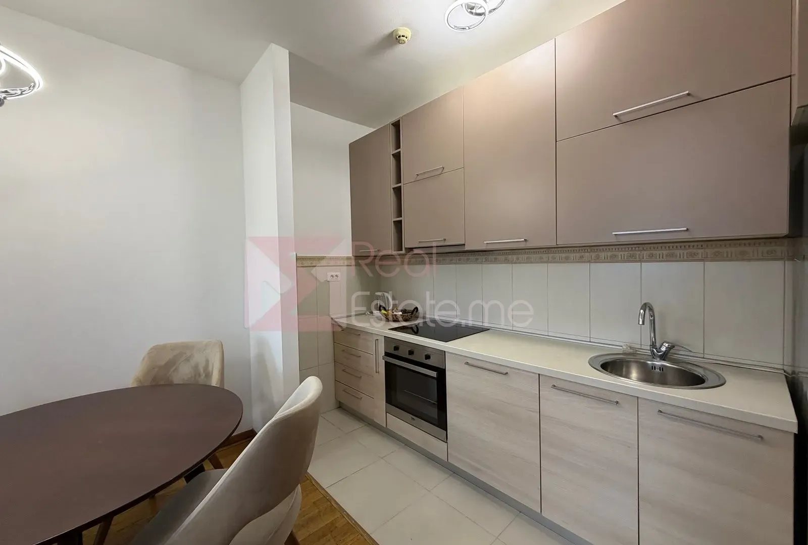 Rent, two bedroom apartment, 68m², City Kvart, Podgorica