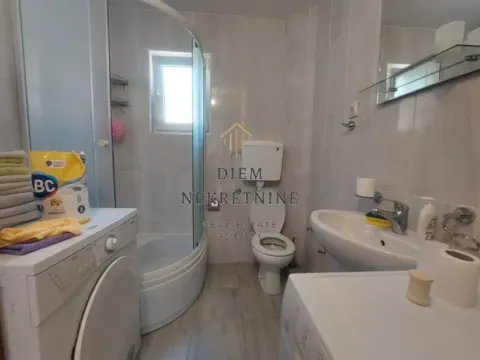 Izdavanje, dvosoban stan, 90m², Mrčevac, Tivat - image 14