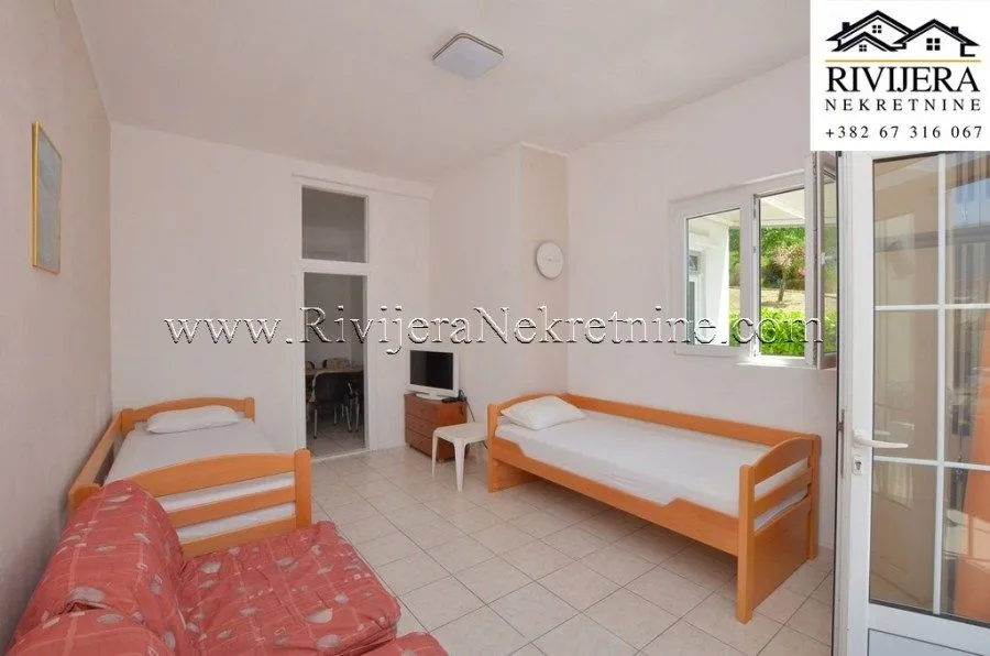 Prodaja, stan, 56m², Baošići, Herceg Novi