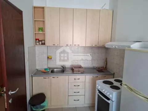 Rent, one bedroom apartment, 39m², Južni Bulevar, Vračar Sve Podlokacije - image 3