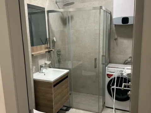 Rent, one bedroom apartment, 52m², Bečići, Budva - image 5