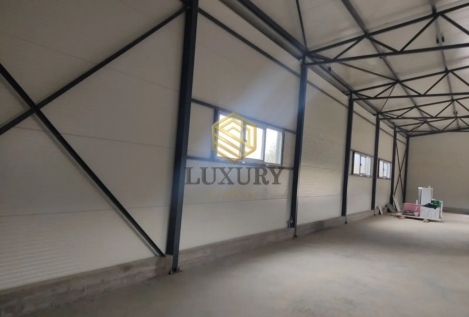 Rent, office space, 300m², Martinići, Danilovgrad