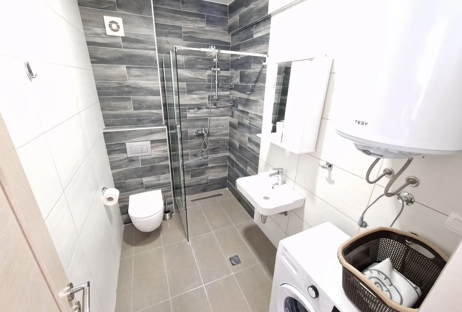 Rent, one bedroom apartment, 47m², Budva, Crna Gora