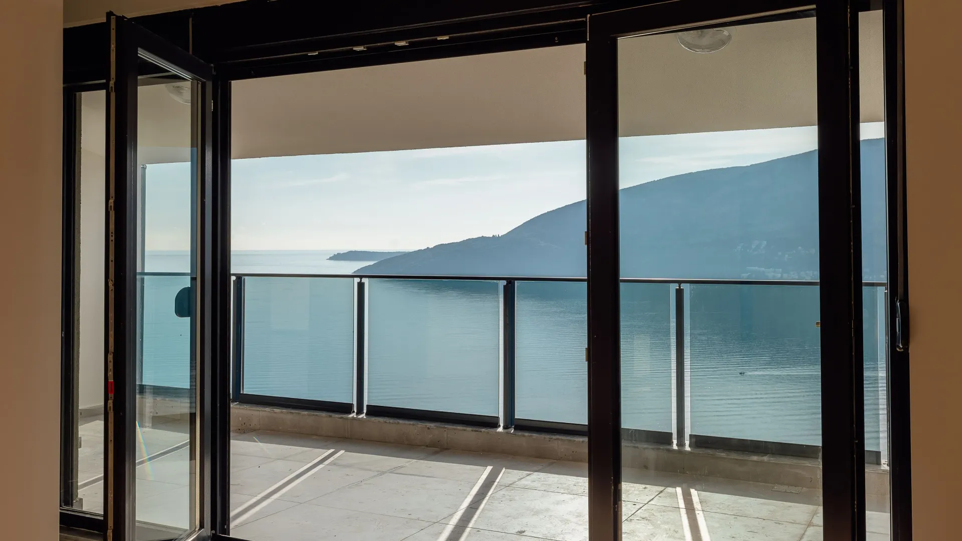 Prodaja, dvosoban stan, 86m², Topla, Herceg Novi